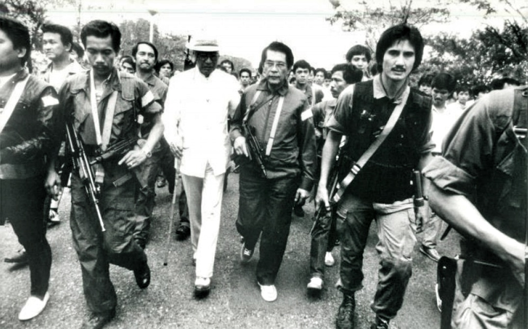 Dear Yellowtards, #NeverForget that Juan Ponce Enrile was an ORIGINAL Yellowtard “hero”!
