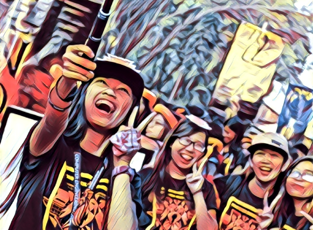 When you’re with the Yellowtards you’re a “Netizen”, otherwise you are a “troll”