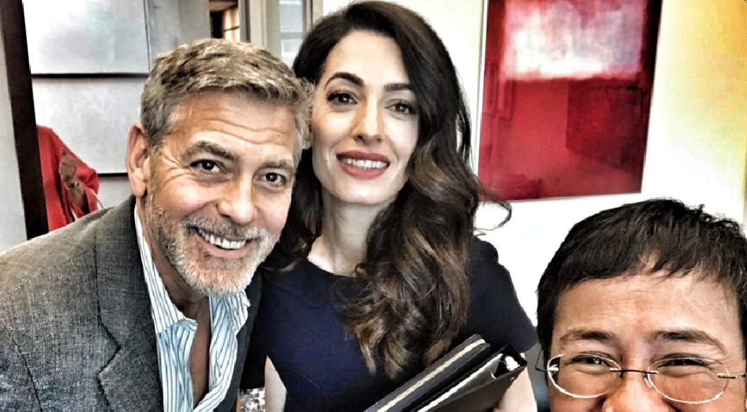 Maria Ressa hobnobs with star “human rights” activists George and Amal Clooney!