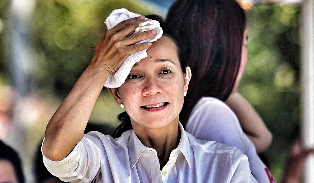 Grace Poe’s proposal to have “business class” coaches on Metro trains is downright stupid