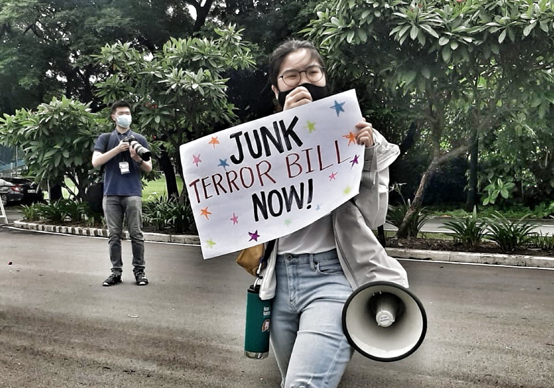 #JunkTerrorBill “activists” oppose but propose NO alternatives